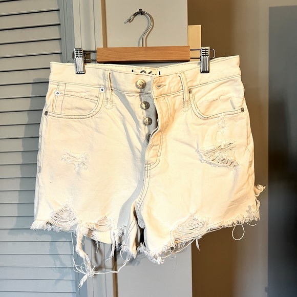 Free People - We The Free- Makai Cut Off White High Waisted Cotton Denim… - Picture 2 of 12